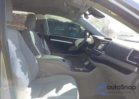 2019 Toyota Highlander Le from USA, damaged, VIN 5TDBZRFH9KS992655